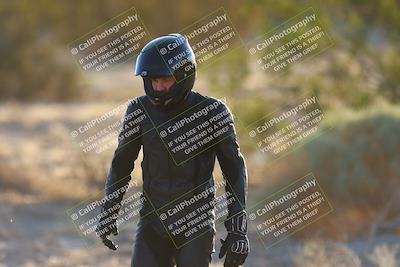 media/Oct-06-2024-Race Pace (Sun) [[d7d39ec7ad]]/1-Turn 10 (730am)/